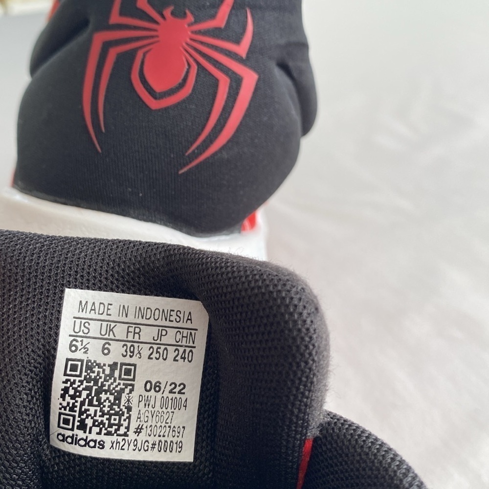 Adidas Unisex x Marvel Duramo 10 Miles Morales Lace Shoes - Running, Sneakers - Picture 9 of 12